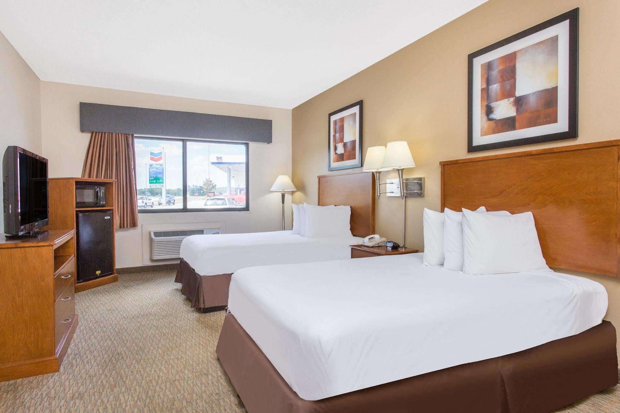 Days Inn By Wyndham Phenix City Near Fort Moore Exterior foto